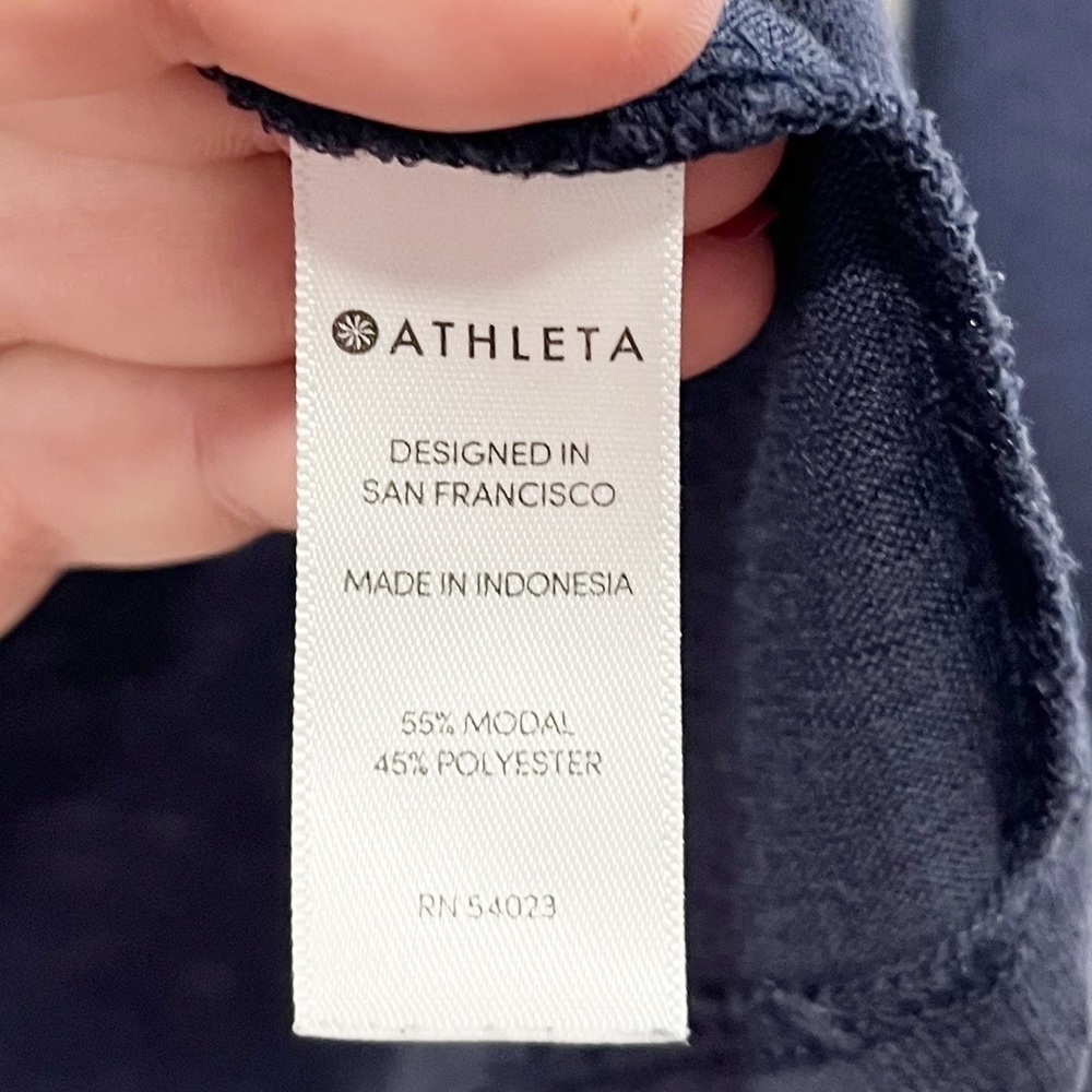 Athleta Breezy Open Back Long Sleeve Top in Navy - Picture 9 of 9